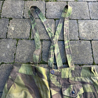 Pantalon de saut camouflé Parachutiste TAP 4752 et bretelles toile