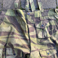 Pantalon de saut camouflé Parachutiste TAP 4752 et bretelles toile