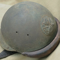 Casque de tankiste et képi d'un sous-lieutenant du 9ème BCC Bataillon