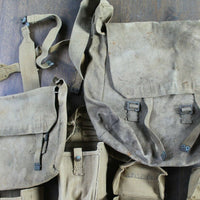 Gros lot matériel équipement web GB WW2 anglais filet casque pouch FM BREN