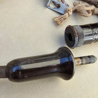 Masque à oxygène RAF Type D avec microphone Type 26 — Seconde Guerre mondiale, 1940-1941