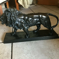 Antoine Louis Barye (1796-1875) Bronze " Lion" Signé