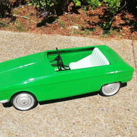 Voiture À Pédales De La Marque Française De Jouets Morellet-Guérineau