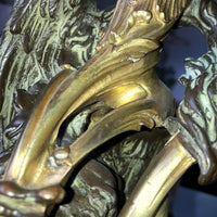 Grande lampe à pétrole en bronze doré Napoléon III dragon chimère