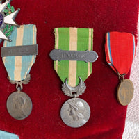 Coussin D'Un Officier Rempli De Médailles Militaire Ww1 1914-1918