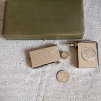 Ancien Briquet À Essence