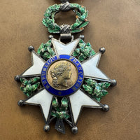 Lot Médailles Militaire ancienne , Légion D’honneur Émaillée 1939