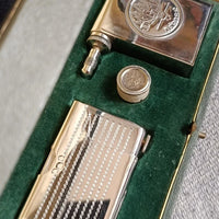 Ancien Briquet À Essence