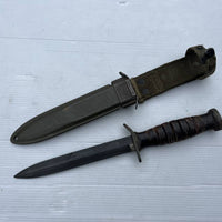 Couteau US M3 et fourreau US M8