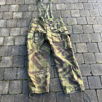 Pantalon de saut camouflé Parachutiste TAP 4752 et bretelles toile