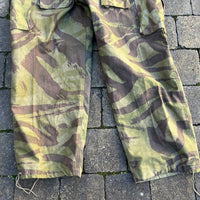 Pantalon de saut camouflé Parachutiste TAP 4752 et bretelles toile