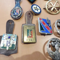 Lot de 16 Insignes Militaire Français