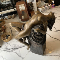 Joli Bronze Femme , Signé A j John