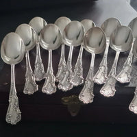 Ensemble De 12 Cuillères À Café En Argent Massif De L'Orfèvre Henri Soufflot