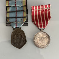 Luxe Lot De Décorations, Médailles De L'Armée Française 2 Gm,